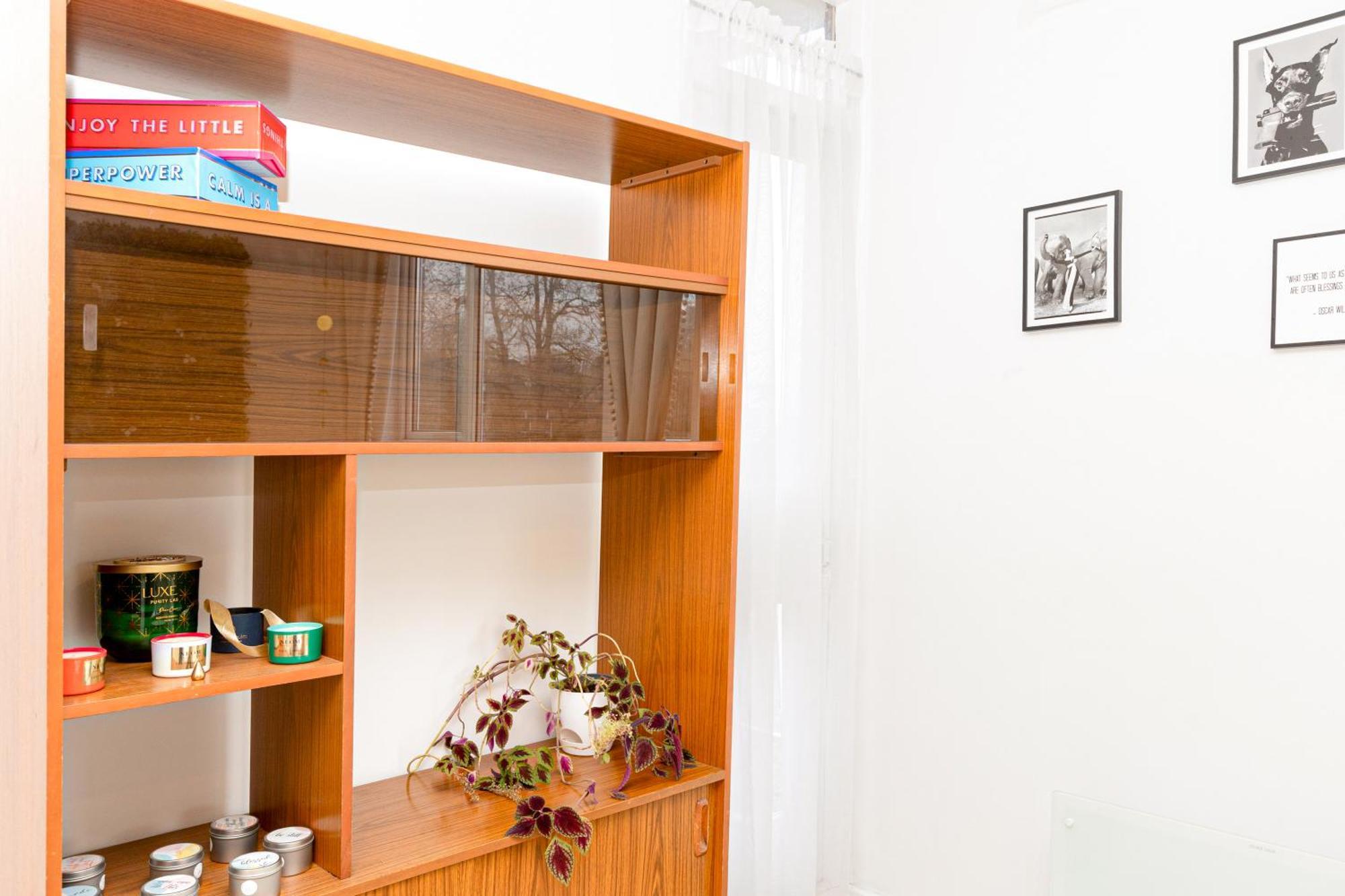Charming Studio With Balcony In Putney, 5 Min Tube Лондон Экстерьер фото
